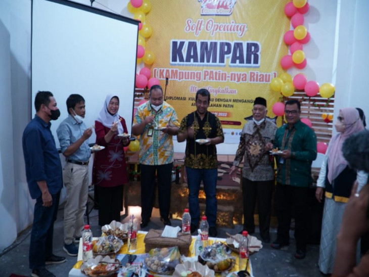 Bupati Kampar hadiri Soft Opening Kampung Patin-nya Riau.