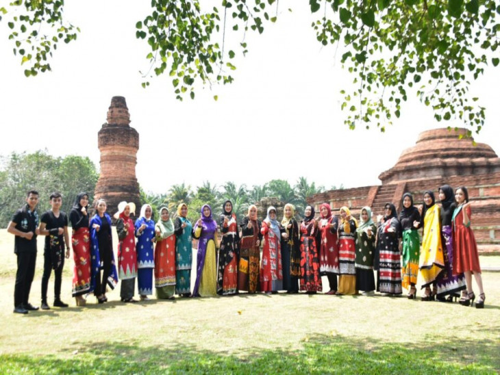 Sempena Hari Jadi Kampar ke 72, Batik Kampar dilombakan di Candi Muara Takus.