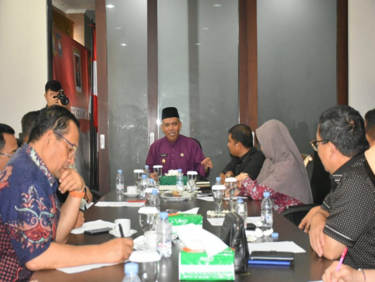 Pj Bupati Kampar Sharing dengan Komisi V DPRD Riau Tingkatkan Mutu Pendidikan dan Layanan Kesehatan