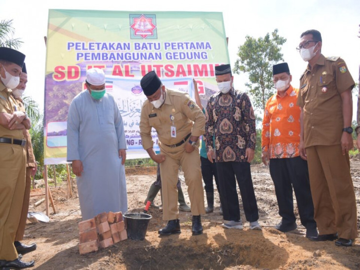 Yayasan Lajnah Khairiyah Mustafakah Indonesia Bangun SD Ketiga di Bangkinang.
