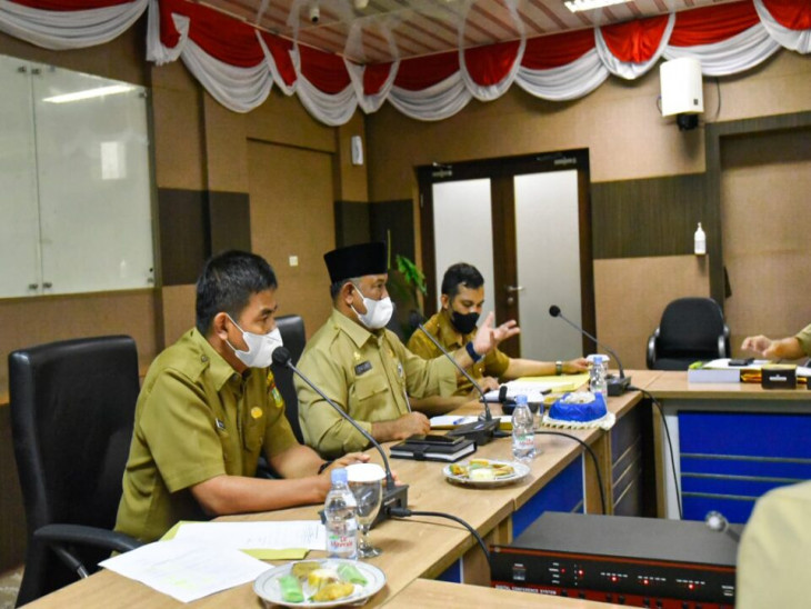 Pemkab Kampar Gelar Rapat LPPD laporan standar pelayanan minimal (SPM) tahun 2021.