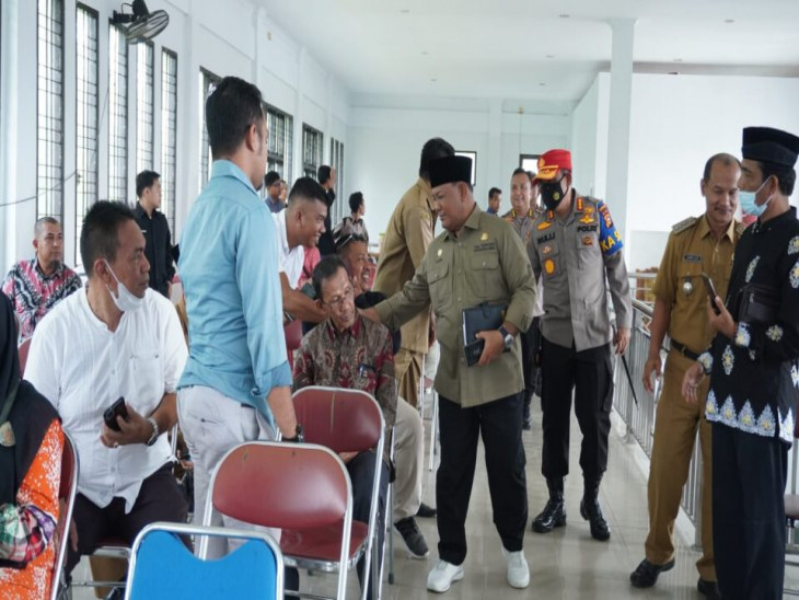 Ketua LAK, SPN, Forkopimda, Ketua DPRD Kampar, Tokoh Masyarakat, Tokoh Agama Lakukan Rapat Terkait Pembangunan Rumah Ibadah di Komplek SPN Polda Riau Tambang.