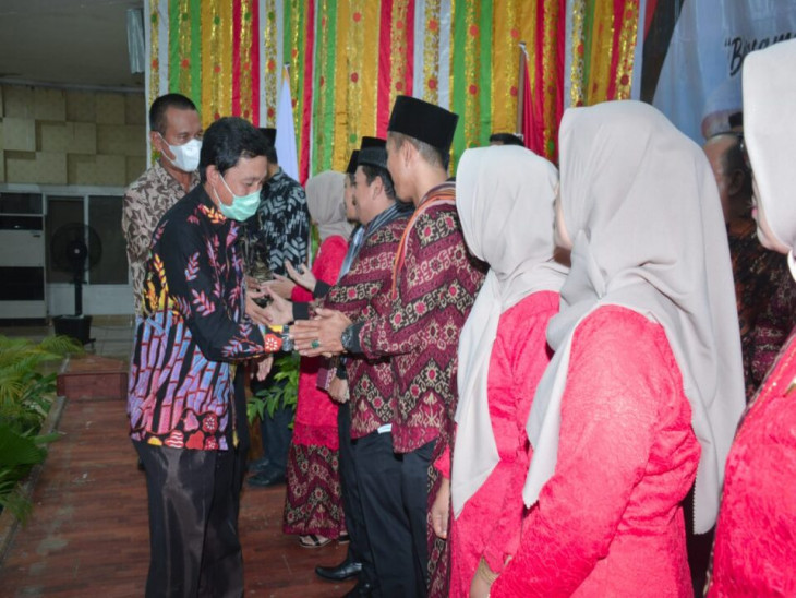 Hadiri Pelantikan DPD-FKDP Kampar, Bupati Kampar Ajak Masyarakat Piaman Bersinergi Dengan Pemerintah.