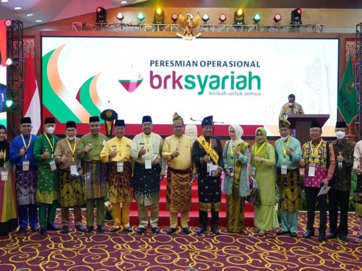 Pj Bupati Kampar Kamsol hadiri Launching Bank Riau Kepri Syariah oleh Wakil Presiden KH Ma’ruf Amin.