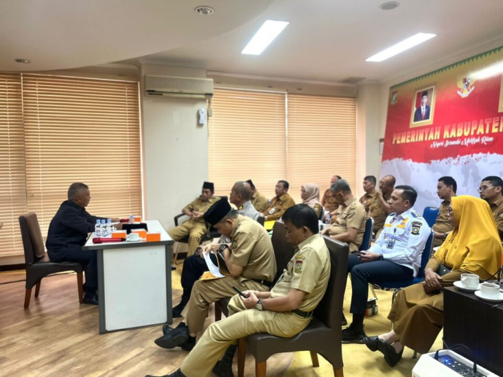 Usai Rapat Pengendalian Inflasi Bersama Mendagri, Kamsol Langsung Pimpin Rapat dengan TPID Kampar.
