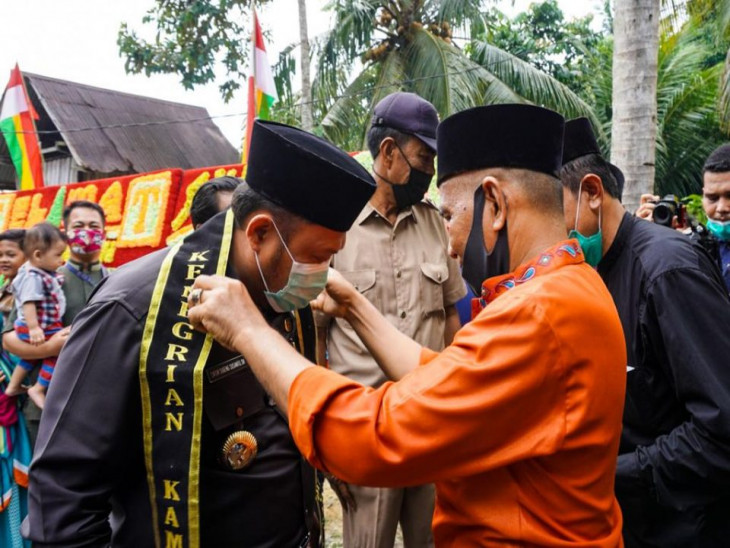 Bupati Hadiri Syukuran Penobatan Datuok Samad Dirajo Pasukuan Bendang Kenegerian Kampa.