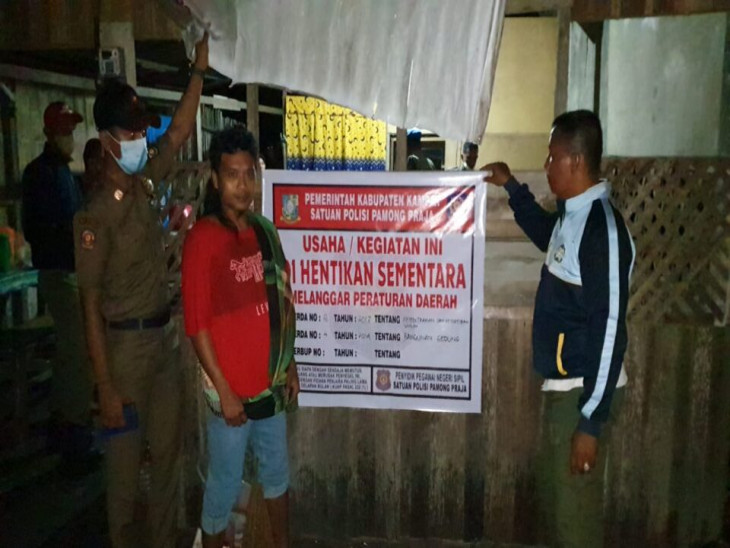 Berantas Pekat, Tim Yustisi Kampar Kembali Melakukan Operasi di Desa Bukit Payung.