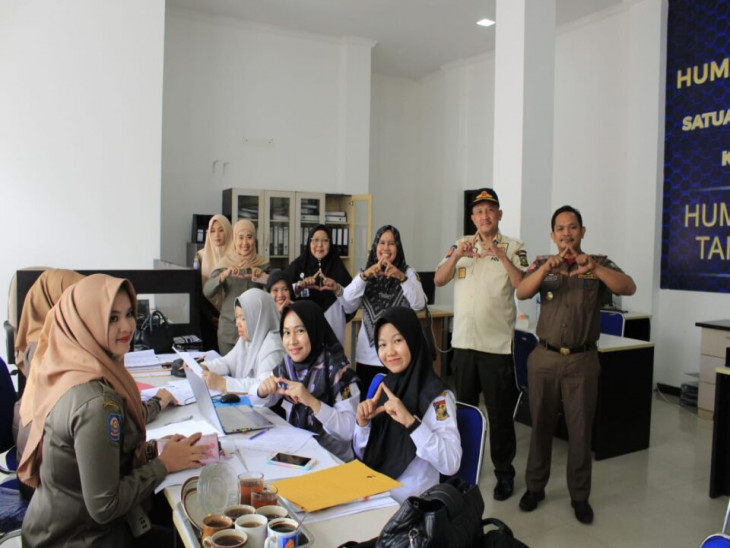 Dispersip kampar lakukan Audit Sistem Kearsipan di Satpol PP Kampar.