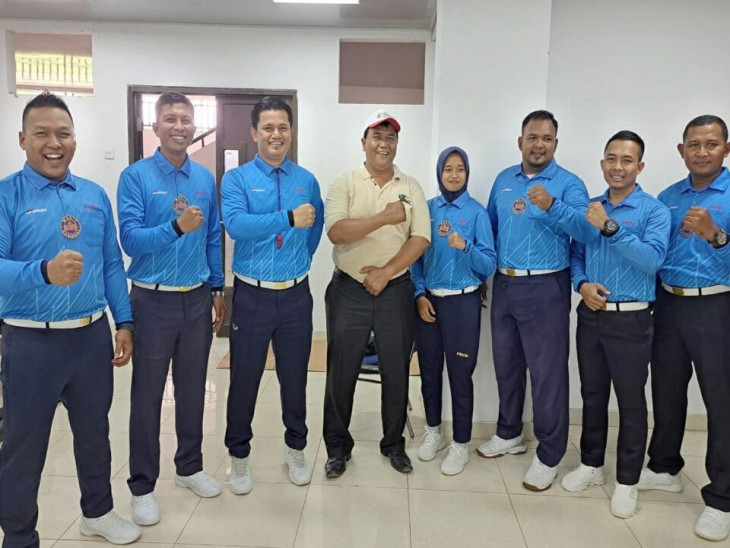 Wasit Nasional Kampar Tarmizi Pimpin langsung Laga Perdana Bola Voli Porprov Riau ke-X