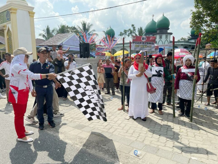 Sambut Hut RI ke-77, Masyarakat Sei Tonang Gelar Lomba Gerbang terbaik dan Pawai Perankan Para Pejuang.
