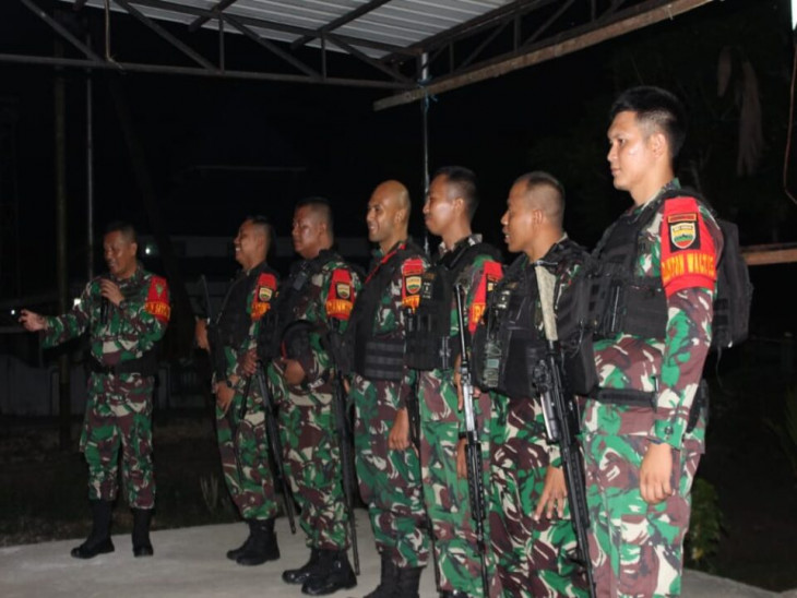 Satgas Pamtas Yonif 132/BS Memperkenalkan Diri Ke Masyarakat Distrik Mannem