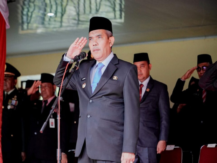 Pj Bupati Kampat Jadi Inspektur Upacara Pada Peringatan Hari Pahlawan Tingkat Kabupaten Kampar 2022.