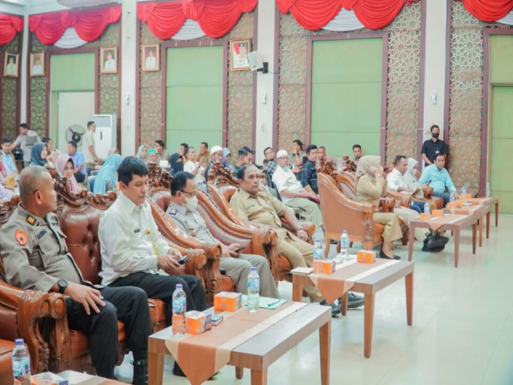 Sebanyak 75 Orang Warga Pulau Jambu Mulai Masukkan Bahan Ganti Rugi Lahan Pembangunan Tol.