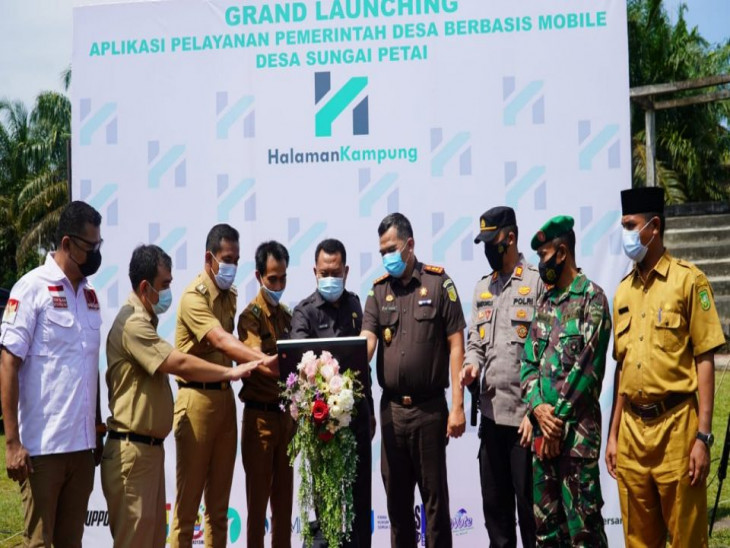 Pertama di Sumatera, Bupati Kampar Launching Aplikasi Desa Digital 