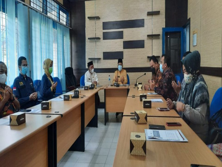 Video Conference Rapat Pleno TPAKD ke-1 se Provinsi Riau Tahun 2021 di Laksanakan Melalui APP Zoom Meeting