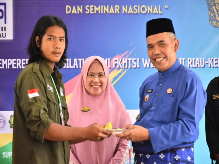 Hadapi Era Revolusi Industri 4.0, Pj. Bupati Kampar Ajak Perguruan Tinggi Lakukan Inovasi dan Terobosan