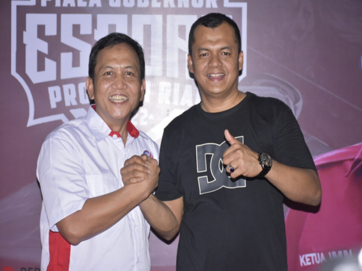 Diwakili Kepala Dinas Kominfo Kampar, Piala Gubernur Riau E-Sport tahun 2022 Sukses