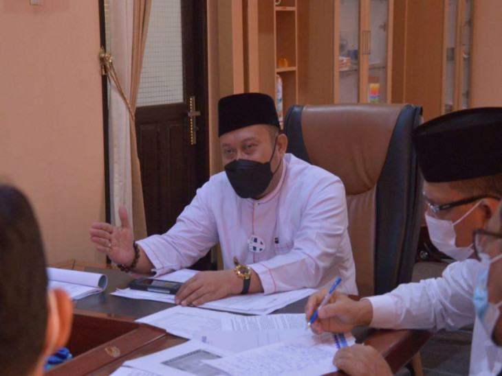 Pimpin RUPS, Bupati Kampar Minta Bank Sarimadu Lakukan Terobosan Secara Brilian