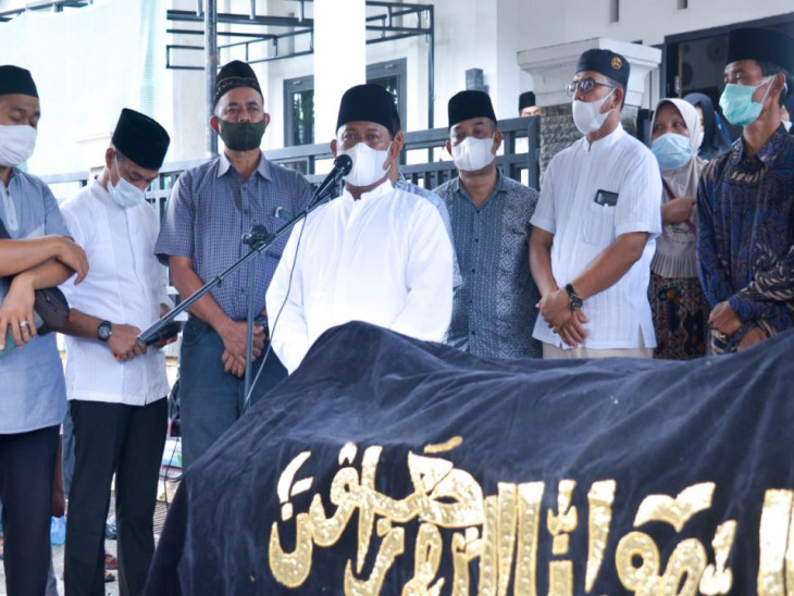 Lepas Almarhum Santoso Keperistirahatan terakhir, Bupati Kampar : Kampar Kehilangan Sosok ASN Amanah dan dedikasi tinggi