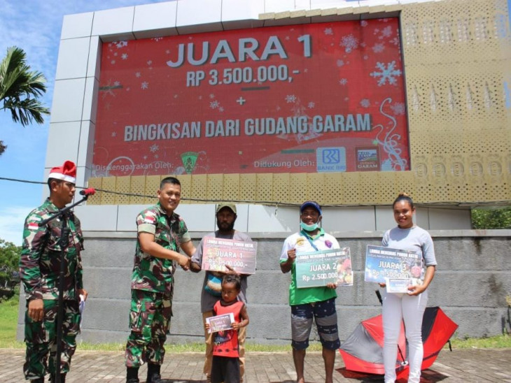 Pertama Kalinya di Perbatasan RI-PNG, Satgas Pamtas Yonif 132/BS selenggarakan Lomba Menghias Pohon Natal