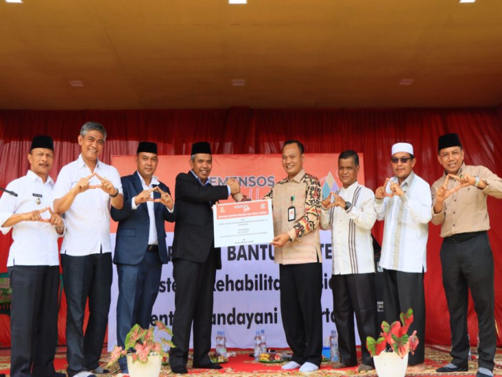 Peroleh Bantuan Untuk 5 LKSA/BSAA di Kampar, Kamsol Ucapkan Terima Kasih kepada Kemensos RI.