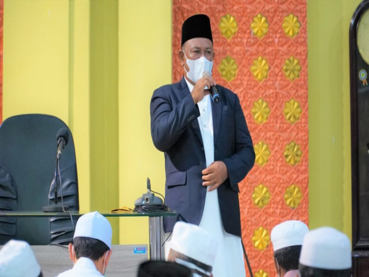 Sekda Kampar Sholat Ied Di Masjid Al-Ihsan Islamic Cantre