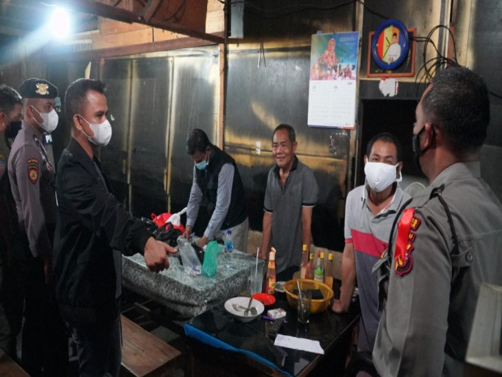 Hari Kedua, Tim Satgas Covid 19 Kampar Kembali Tertibkan Jam Malam di Bangkinang Kota