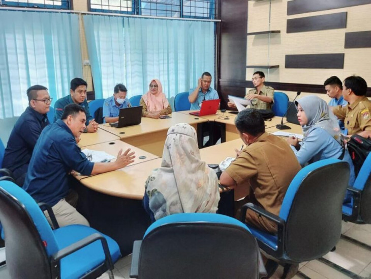 Maksimalkan Pelayanan Informasi Publik, Diskominfo Kampar Lakukan Aktifasi Akun SP4N LAPOR Kecamatan.