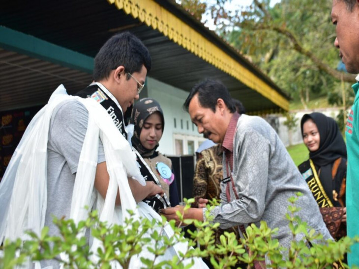 Niken Khairunnisa Larasati terpilih Grand Final Duta Anak Kampar 2022.