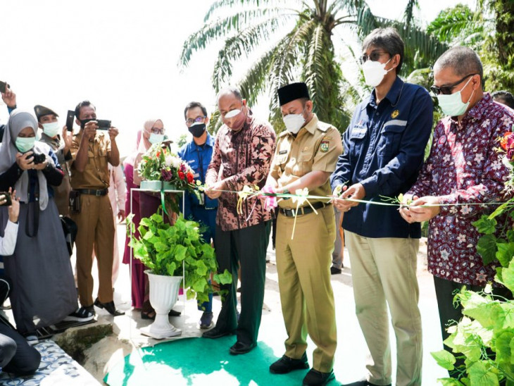 Bupati Kampar Resmikan Fasilitas Air Bersih Kerja Sama PT. CPI dan UMRI