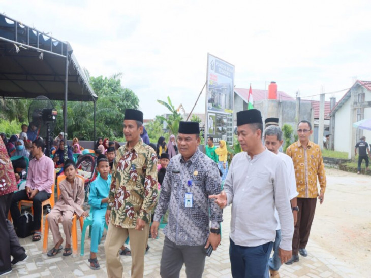 Sekretaris Dikpora Kampar Buka Lomba Hari Guru Nasional di Pondok Indah Residence Desa Rimbo Panjang