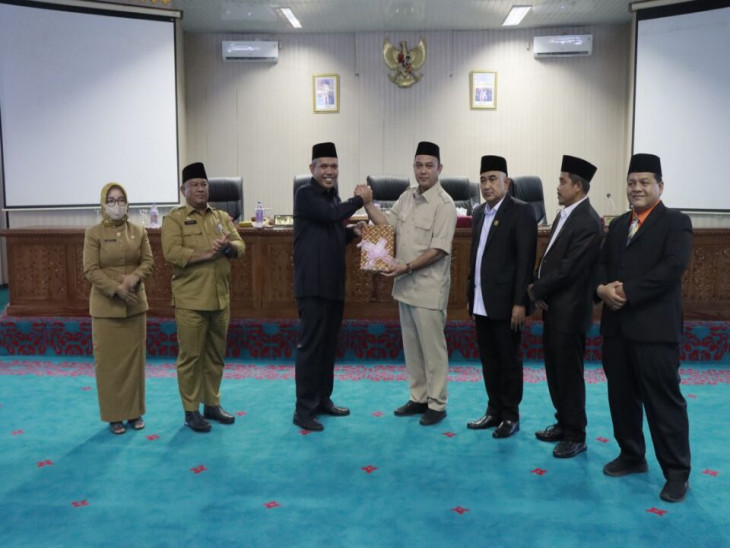 PJ. Bupati Kampar Sampaikan Rancangan Perubahan KUA dan PPAS APBD Kampar Tahun 2022