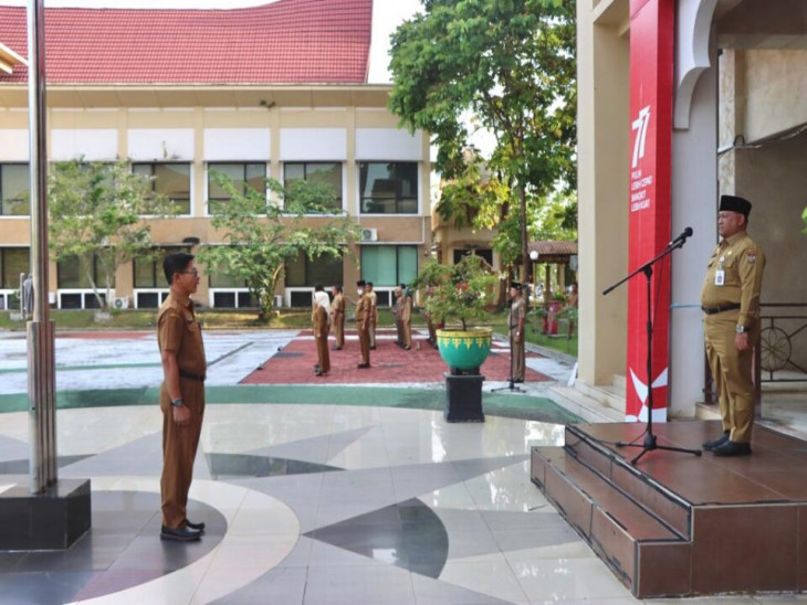 Pimpin Apel Gabungan, Sekretaris Daerah Himbau ASN dan THL di lingkup Pemkab Kampar tingkatkan kedisiplinan.