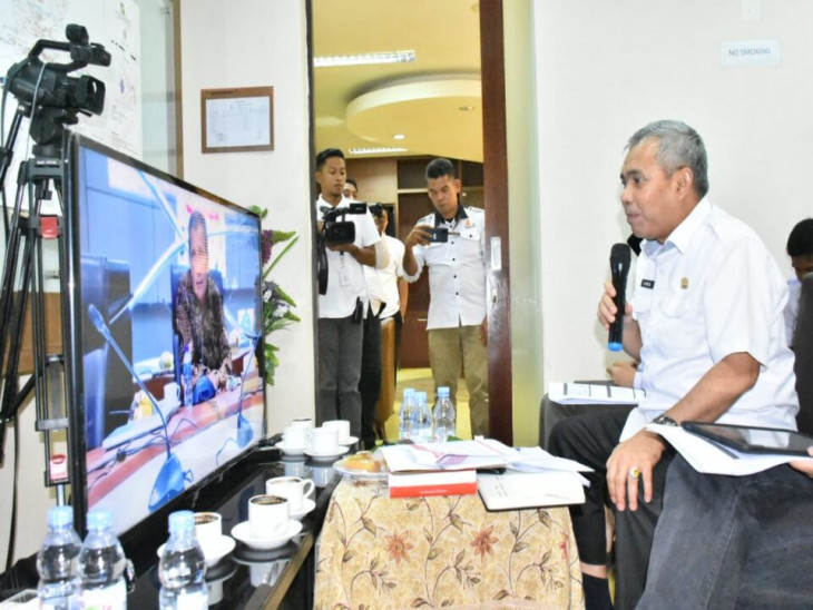 Zoom Meeting dengan Tim Nasional Pencegahan Korupsi ; Dr. H. Kamsol, MM Sampaikan Dua Hal yang Perlu Menjadi Perhatian.