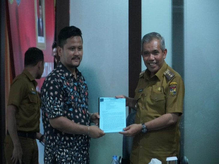 Pj Bupati Kampar Sambut Baik Silaturahmi Forum Anak Kemenakan Kenegerian Kasikan Terkait PTPN 5 Tidak memberikan HGU.