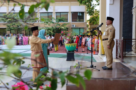 Pimpin Apel Gabungan di Lingkungan Pemkab Kampar, Sekda Kampar ; Sukseskan dan dukung Agenda Daerah.