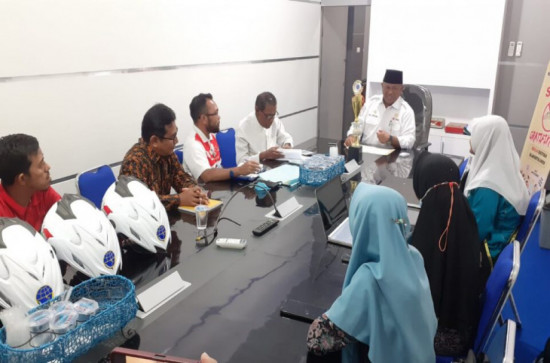 Jelang Seleksi Pelajar Pelopor Keselamatan LLAJ di Tingkat Nasional, Sekda Kampar Berikan Pembekalan Kepada Alhusna Siswi Kampar.