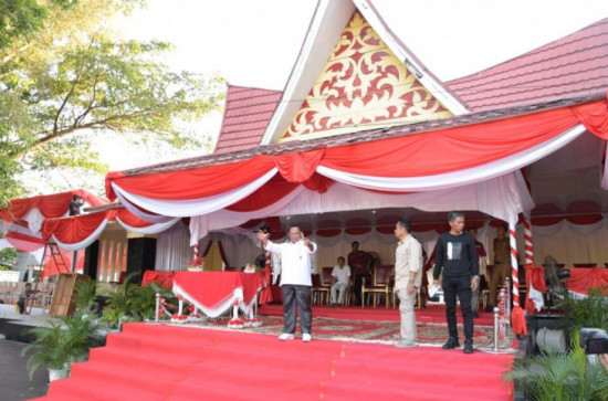 Sekda Kampar Tinjau Rangkaian Lokasi Peringatan HUT RI Ke-77 Tahun 2022