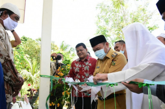 Komite Asia Tenggara JITIK serahkan 4 Unit Rumah untuk warga Ridan