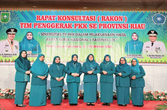 Ketua TP-PKK Kabupaten Kampar Hadiri Rapat Konsultasi Tingkat Provinsi Riau tahun 2022.