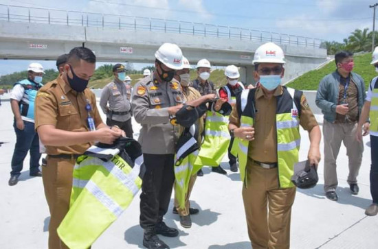 Bupati Dampingi Komisi VI DPR-RI Tinjau Pembangunan Infrastruktur Tol