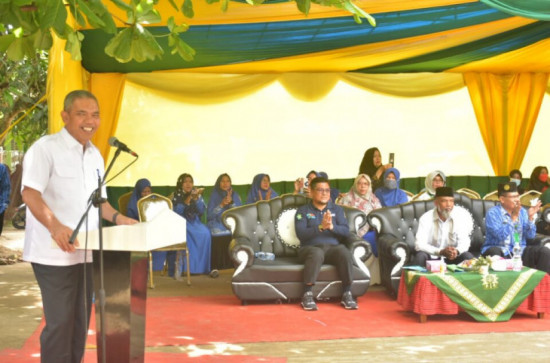 Pencanangan Gerakan Nasional Aksi Bergizi, Pj Bupati Kampar Laksanakan Perdana di Ponpes Mualimin.