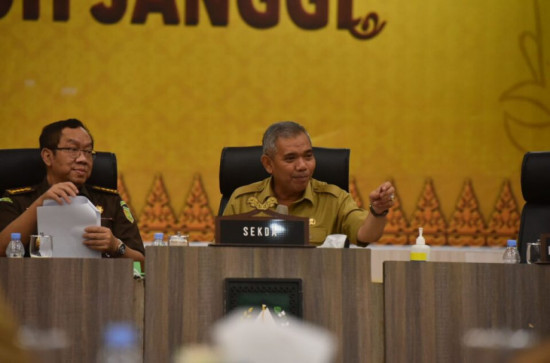 Pj. Bupati Kampar Hadiri Rakor Tindak Lanjut Keputusan Menteri LHK Terkait Ganti Rugi Tol.