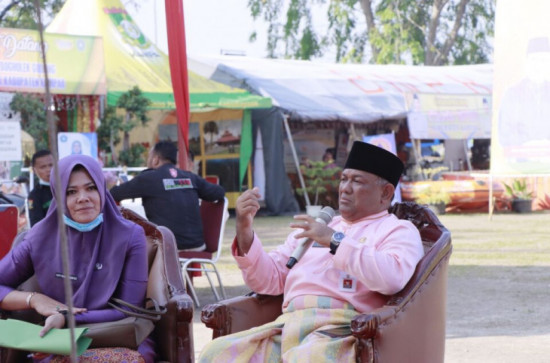 Hari keempat Festival Bagholek Godang Sekda Kampar Menjadi Narasumber Talkshow Akshara Geliat Kamu.