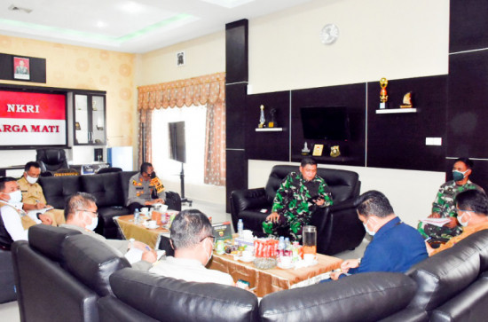 Dalam dua Minggu Kedepan, Covid-19 di Kampar harus Menurun