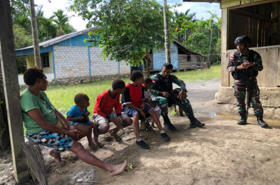 Anjangsana, Cara Satgas Pamtas RI-PNG Yonif 132/BS Menjalin Komunikasi Dengan Masyarakat.