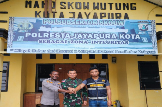 Sinergitas TNI-POLRI dan Bea Cukai di Perbatasan Papua Berhasil Menggagalkan Penyelundupan 4,25 Kg Ganja.
