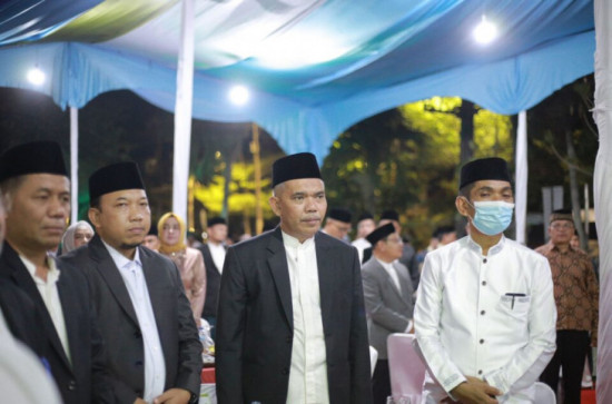 Bersama Gubernur Riau Pj. Bupati Kampar Hadiri Pelantikan dan Pengambilan Sumpah Dewan Hakim MTQ ke 40 provinsi Riau di Rokan Hilir.