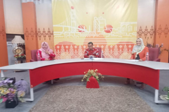 Live di Rtv, Ketua GOW Kampar Erni Hairani ; Optimalisasi Peran Organisasi GOW dalam Pembangunan Kampar