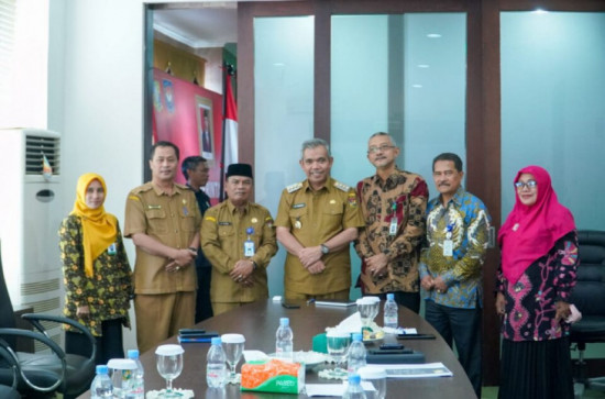 Pj Bupati Kampar menerima Audiensi bersama BPMP Riau Terkait IKM.